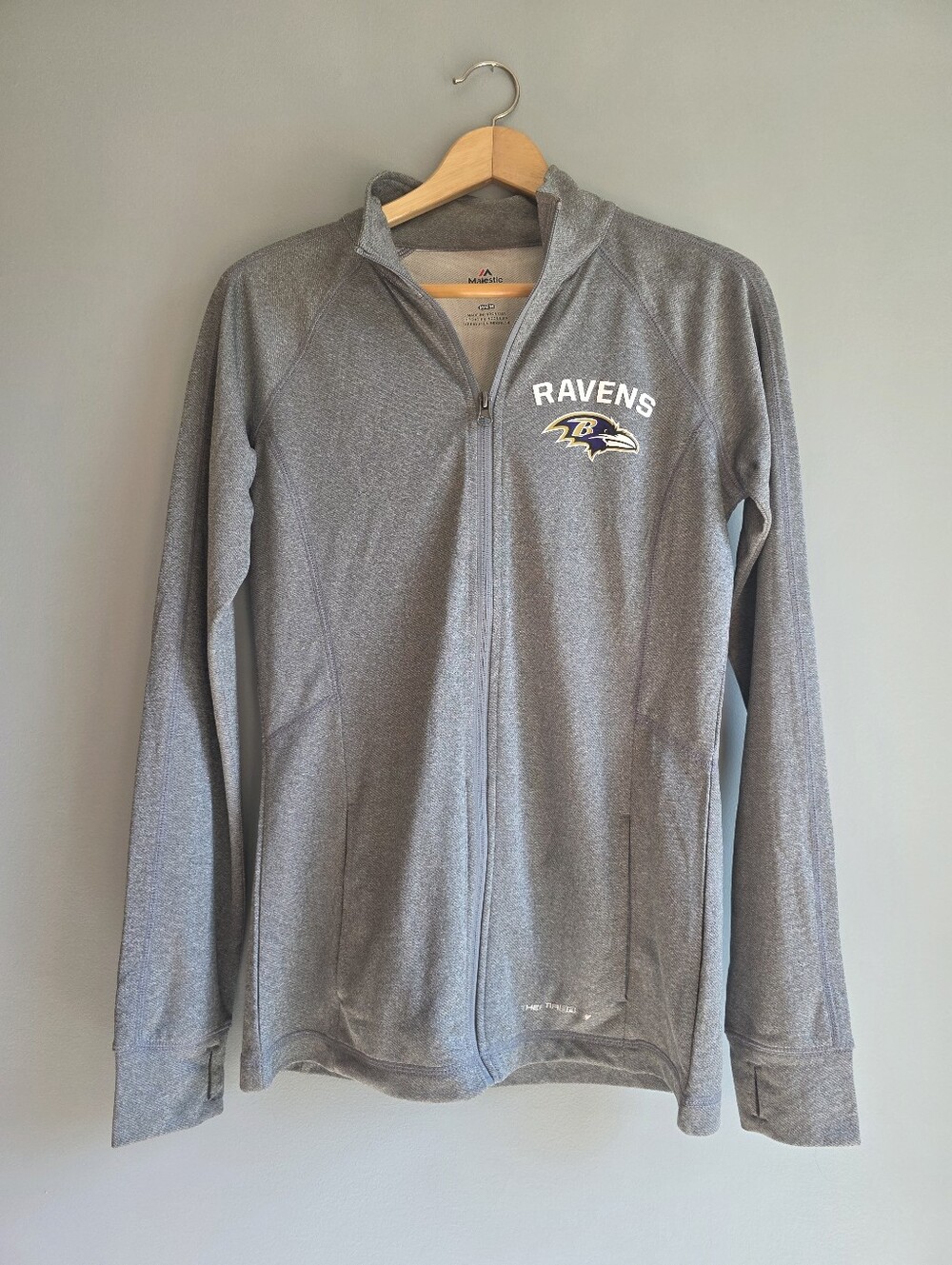 Baltimore Ravens Womens Majestic Gray ThermaBase Half Zip Size M